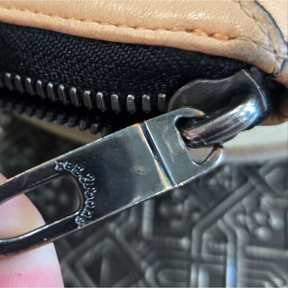 🐢 Rag and Bone Zip Around Wallet Excellent Condition - Picture 12 of 16